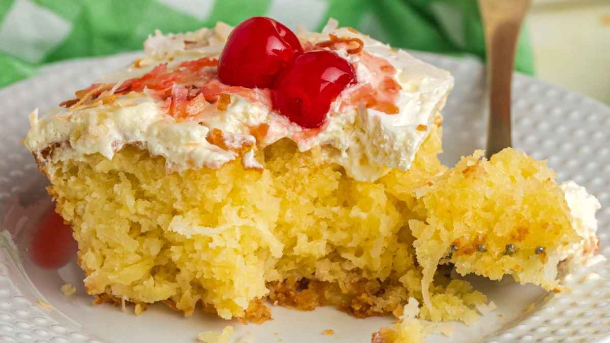 Pina Colada Cake.