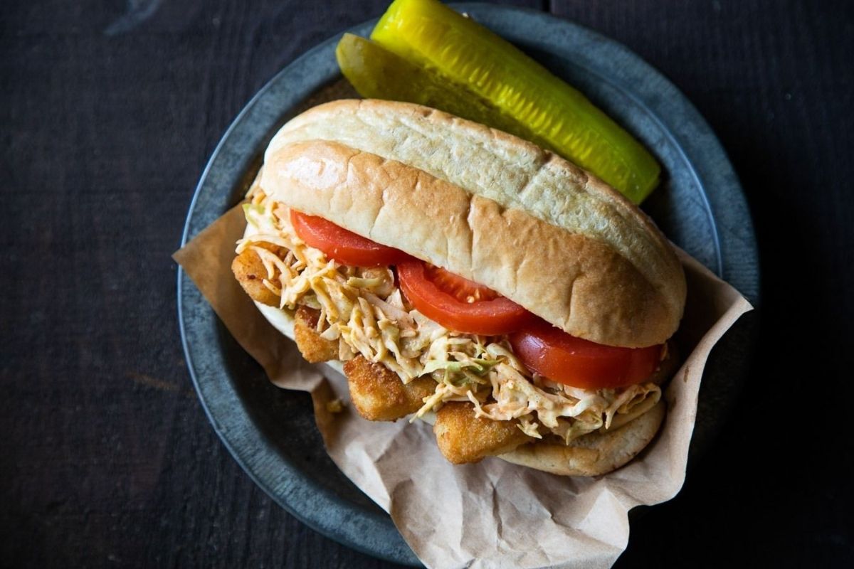Po Boys W Cajun Coleslaw