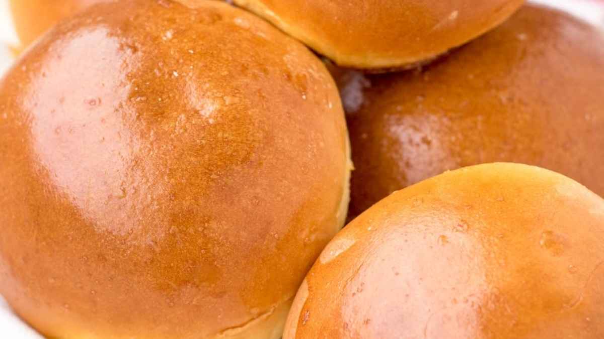 Quick & Light Brioche Buns.
