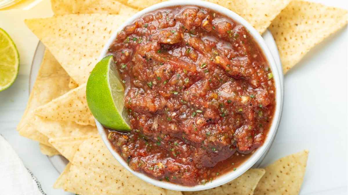 Restaurant Style Salsa. 