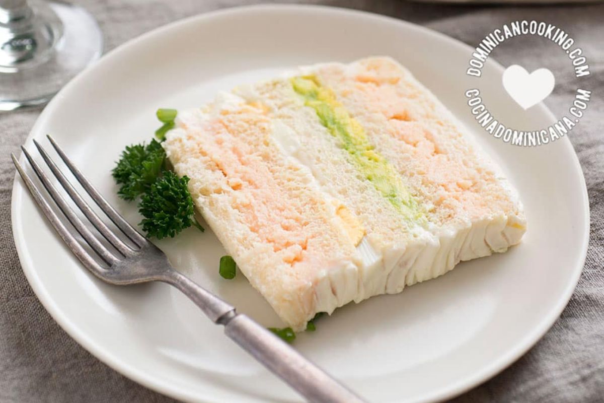 Sandwichon De Atun Camarones O Pollo Sandwich Cake 1