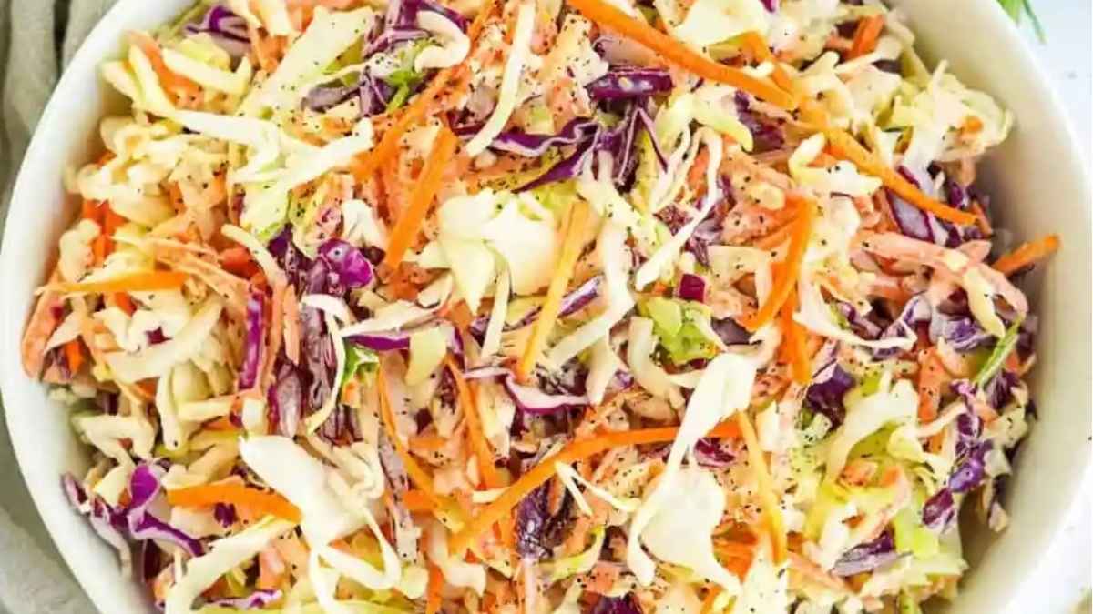 Seriously Tasty Classic Coleslaw (10 Minutes!).