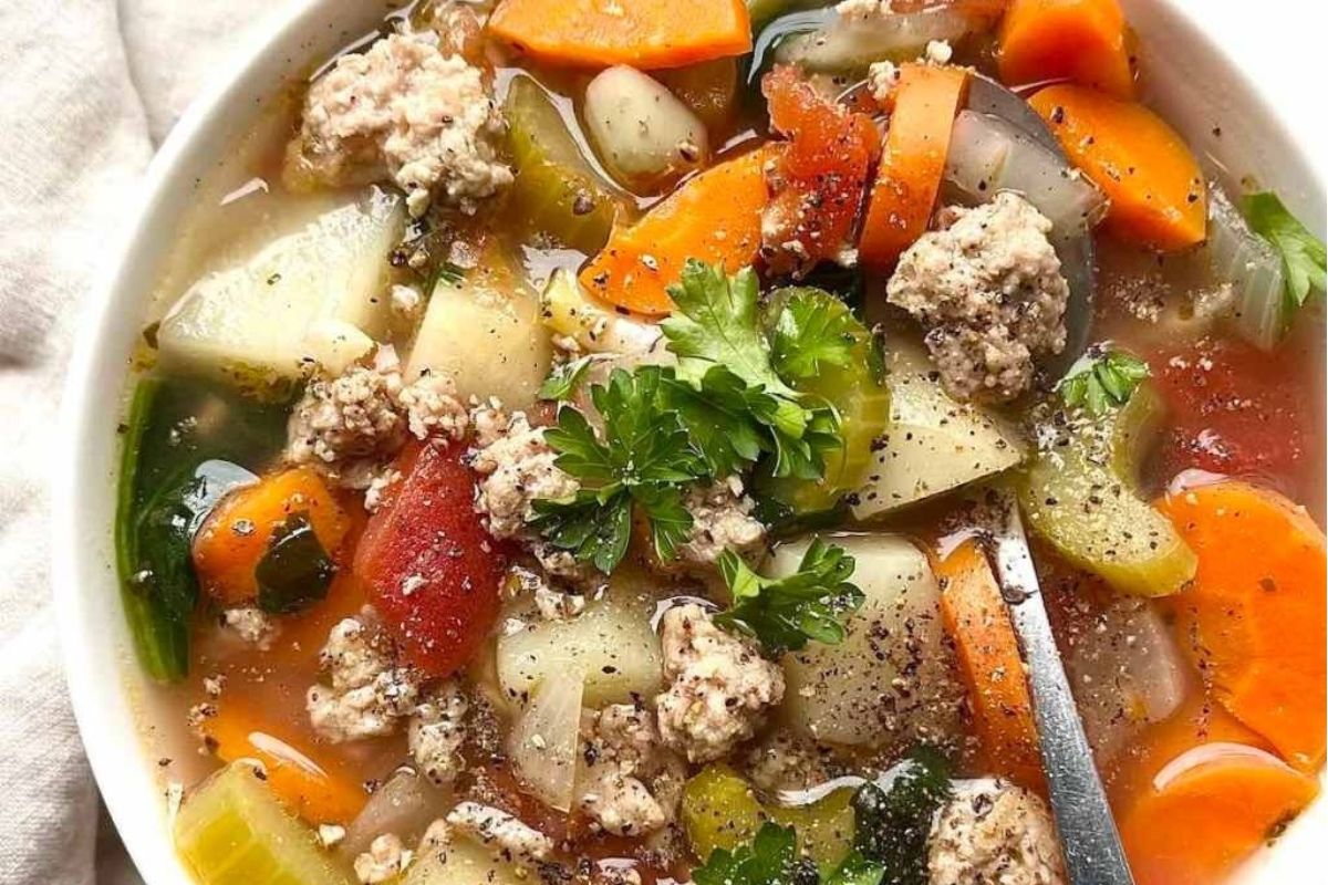 Slow Cooker Ground Turkey Vegetable Soup