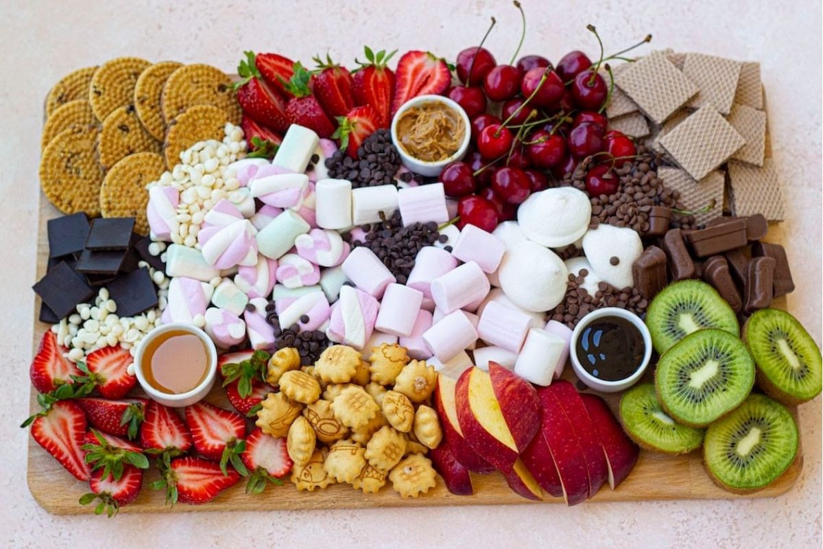 Smore Charcuterie Board Dessert Charcuterie Board Idea