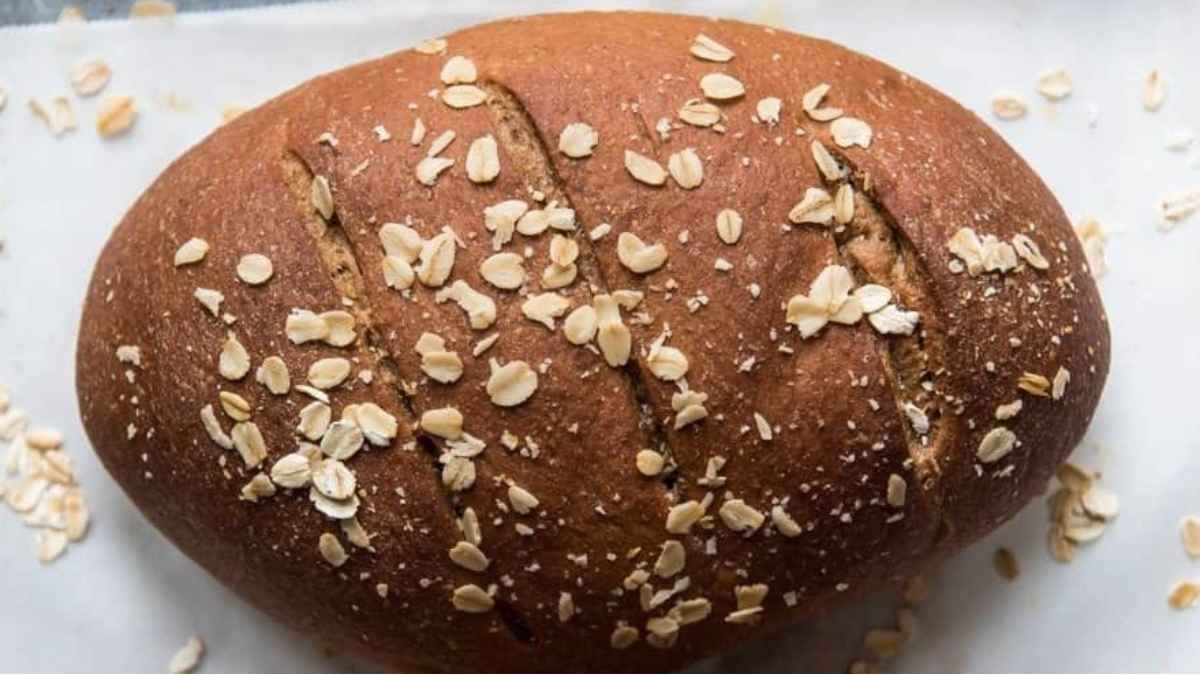 Sweet Molasses Brown Bread. 