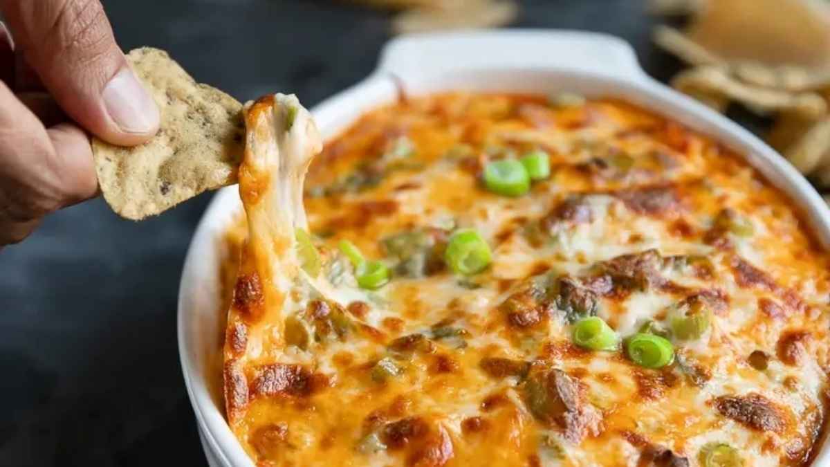 The Best Buffalo Chicken Dip.