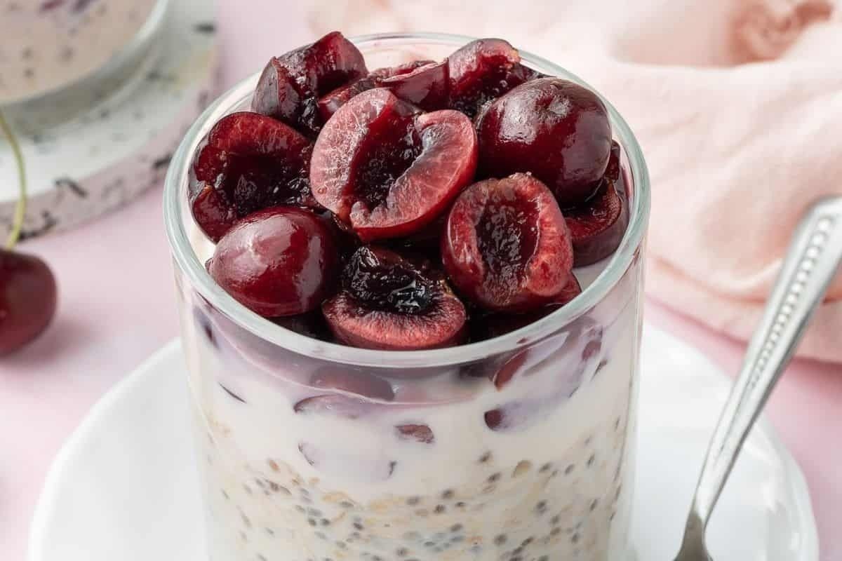 Vanilla Overnight Oats With Cherries.