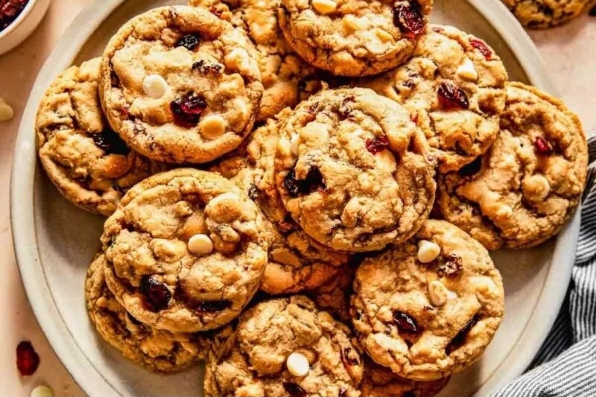 White Chocolate Cranberry Cookies