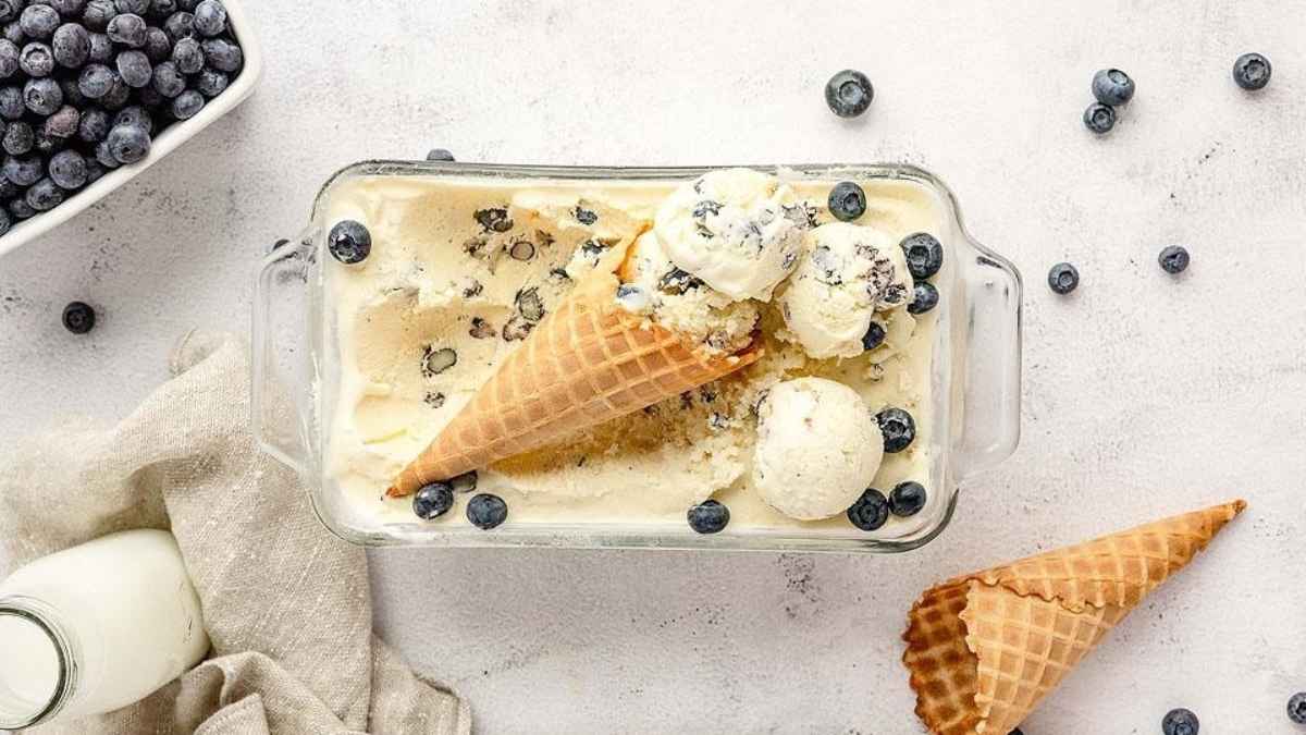 Delicious Blueberry Cheesecake Ice Cream. 