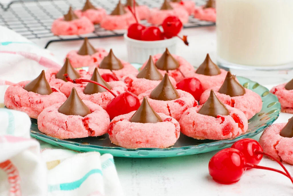 easy chocolate cherry blossom cookie