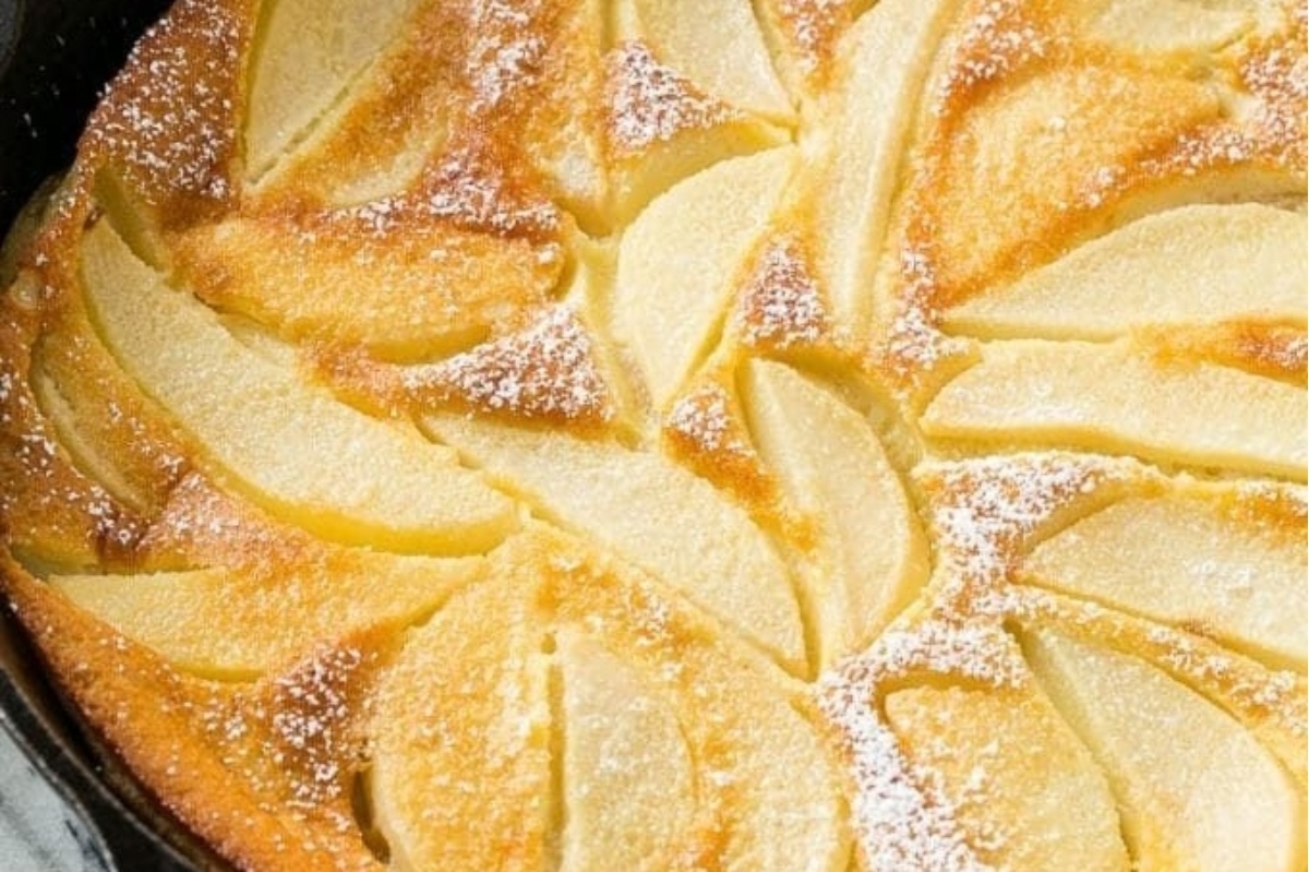 A close up of a pie.