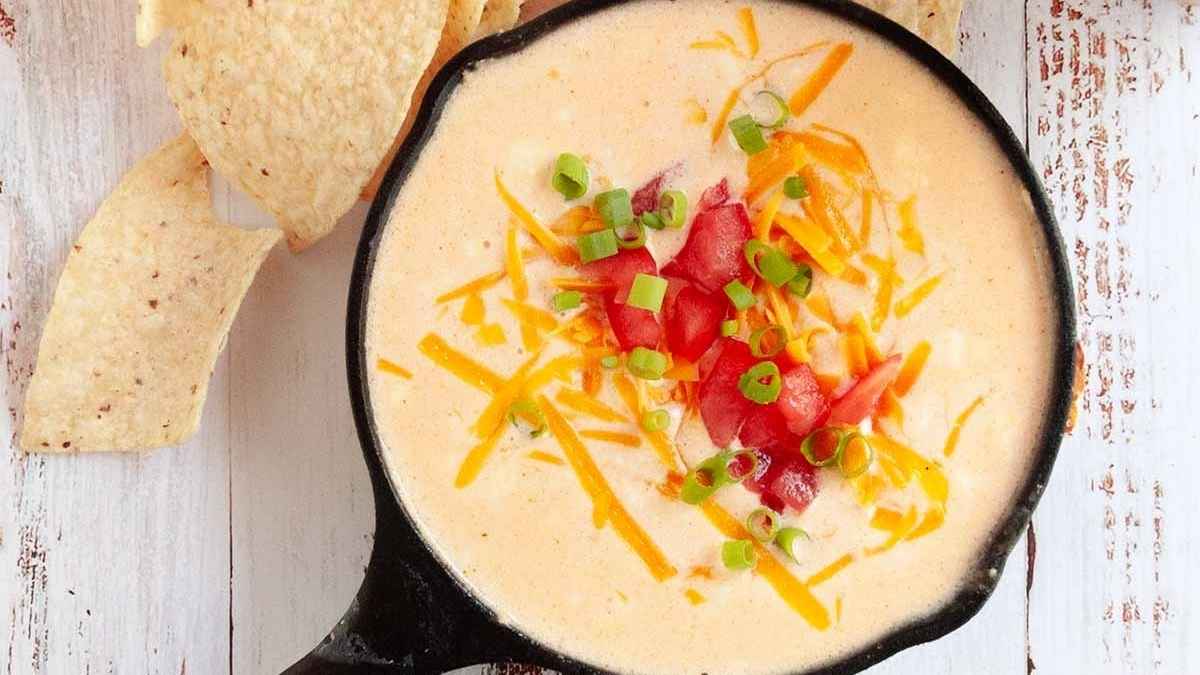 Skillet Beer Cheese Dip. 