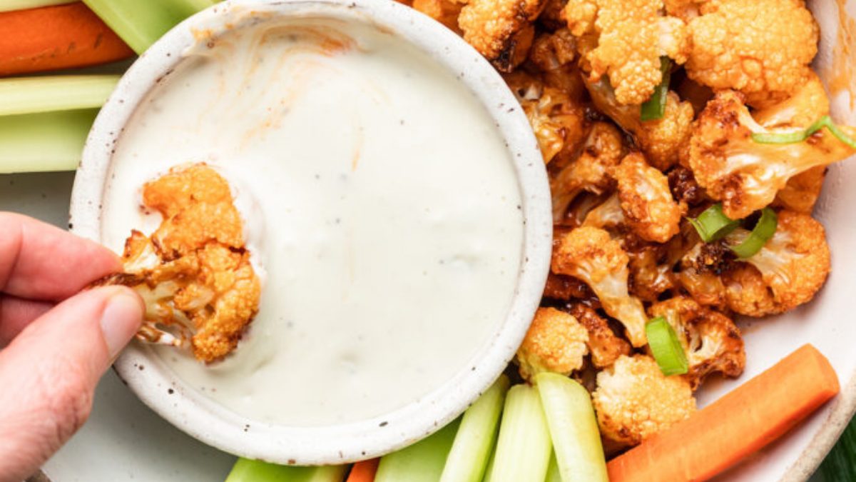 Buffalo cauliflower dipped in ranch