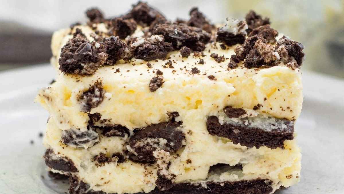 3-Ingredient Oreo No-Bake Dessert (No Cream Cheese). 