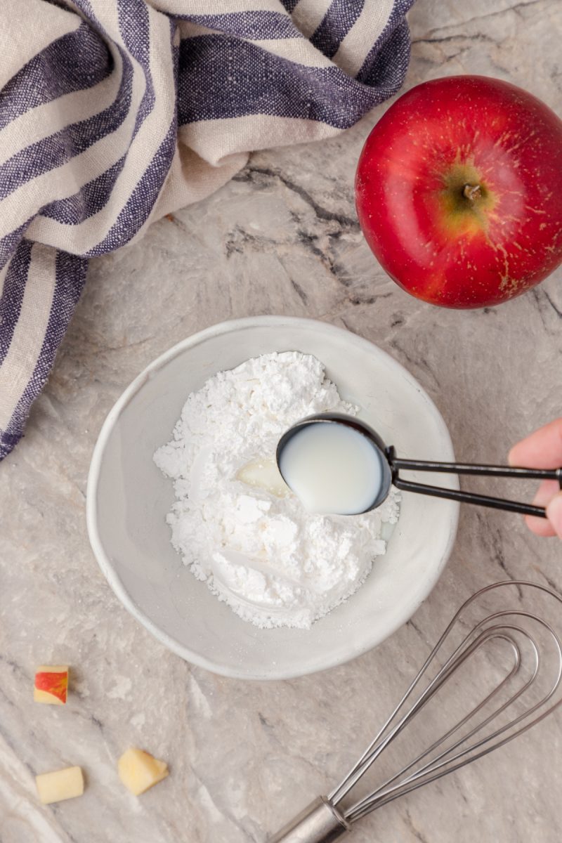 Apple cake ingredients.