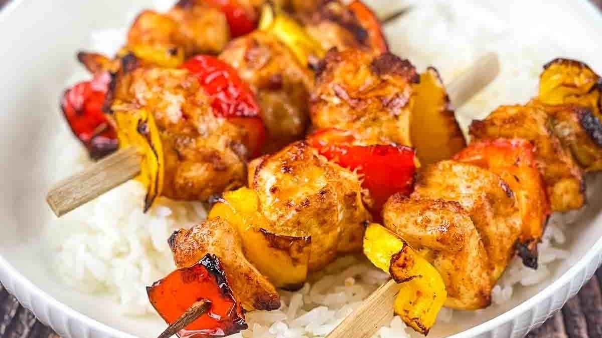 Air Fryer Chicken Skewers (Kabobs). 