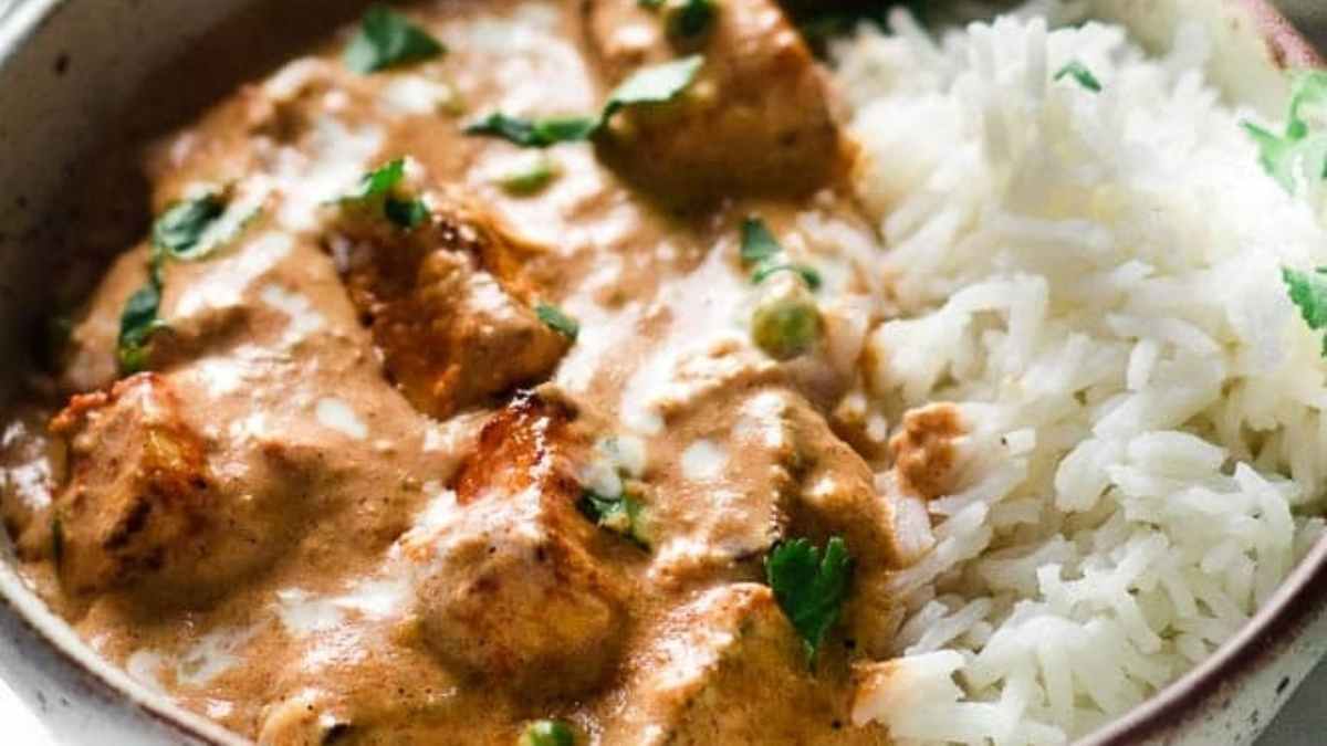 Air Fryer Paneer Curry.