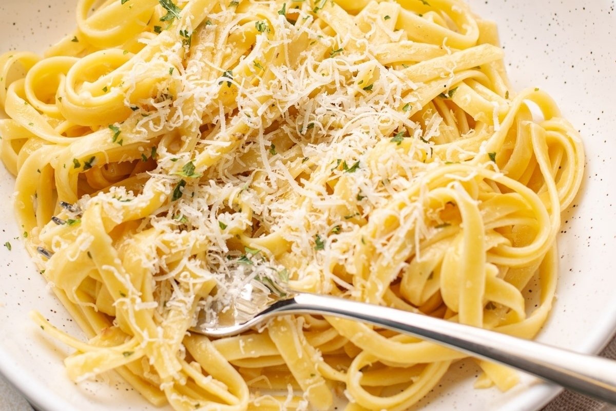 Authentic Fettuccine Alfredo No Heavy Cream 2