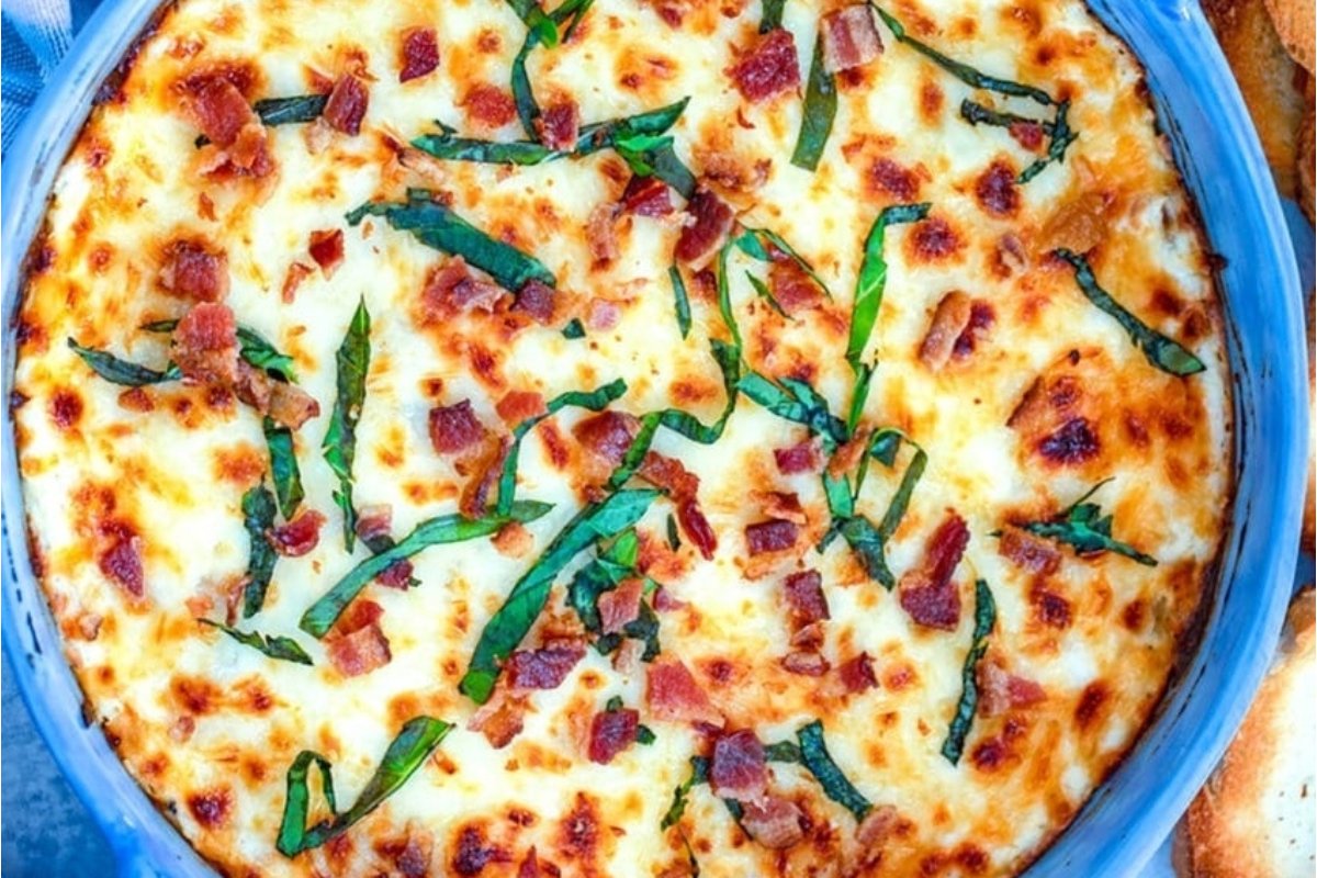 Bacon White Pizza Dip