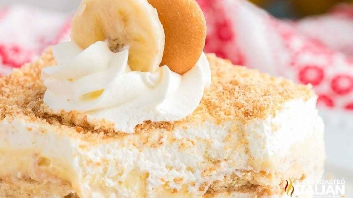 Banana Pudding Icebox Cake. 