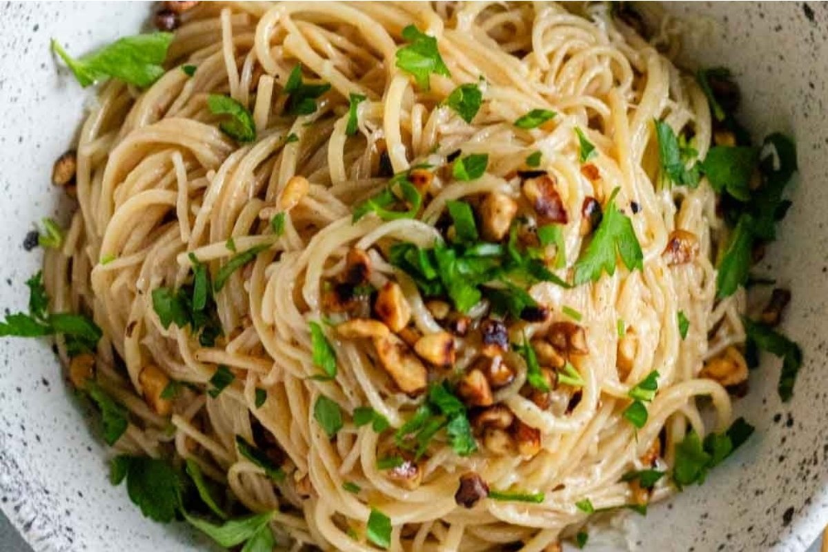 Brown Butter Pasta With Toasted Walnuts