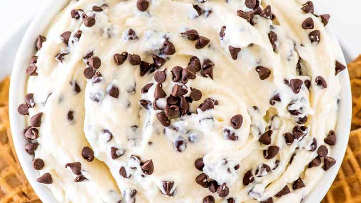 Cannoli Dip.