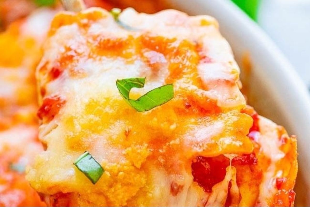 Cheesy Beef Ravioli With Meat Sauce