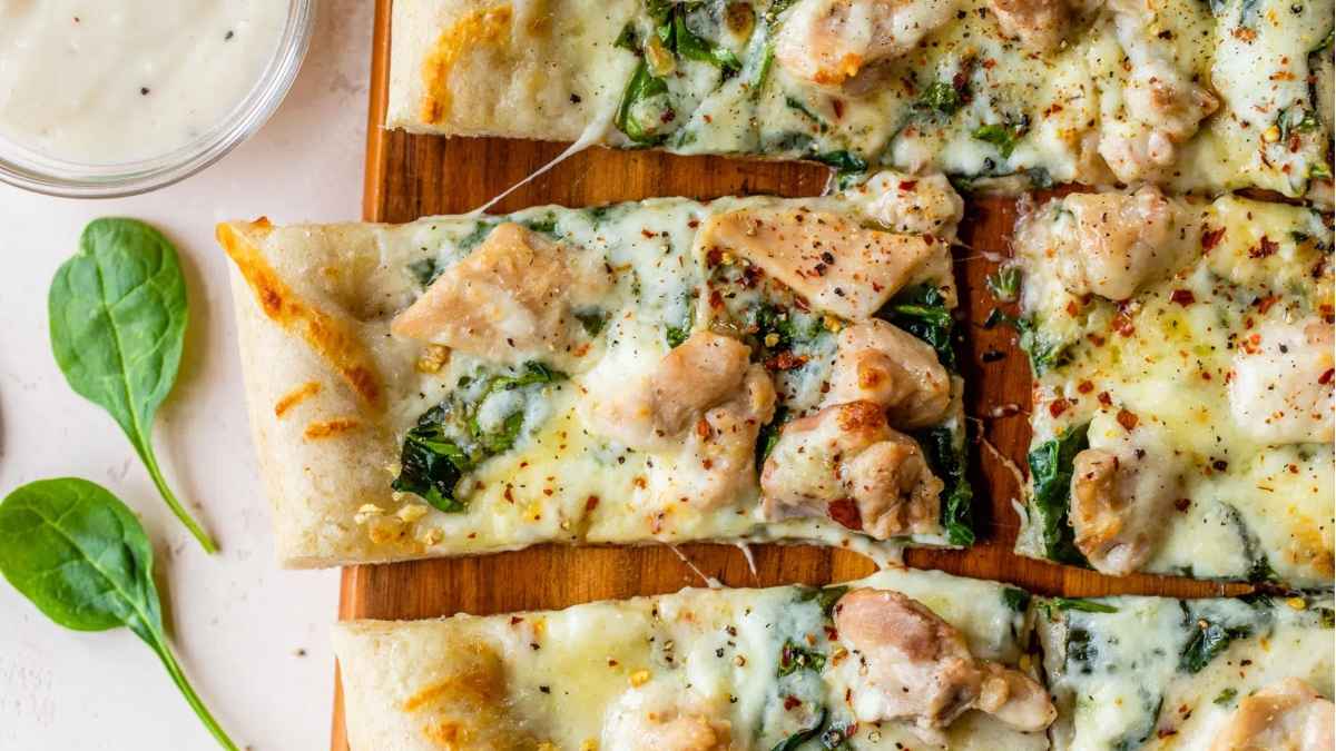 Chicken Alfredo Pizza. 