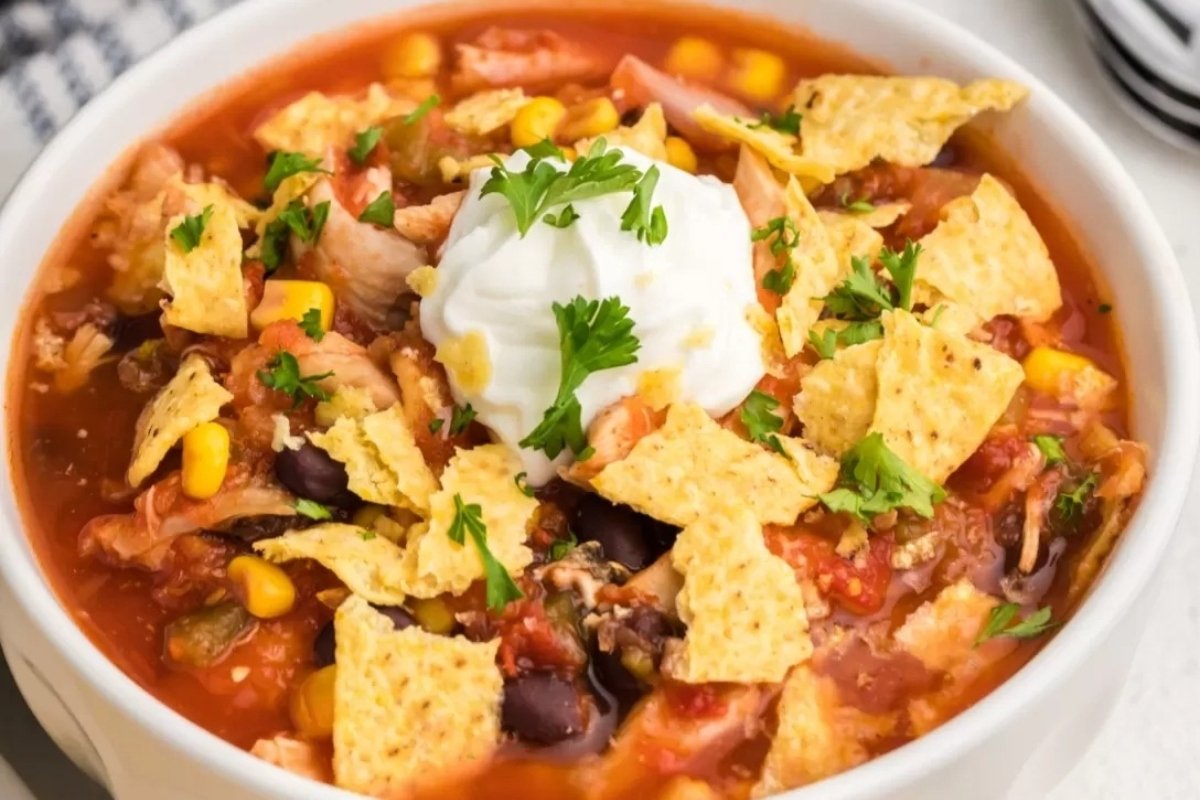 Chicken Tortilla Soup Slow Cooker