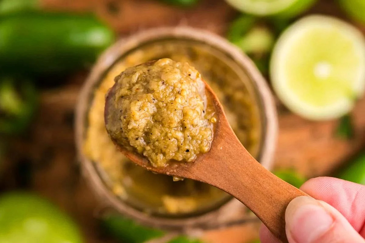 Copycat Taco Bell Verde Sauce. 
