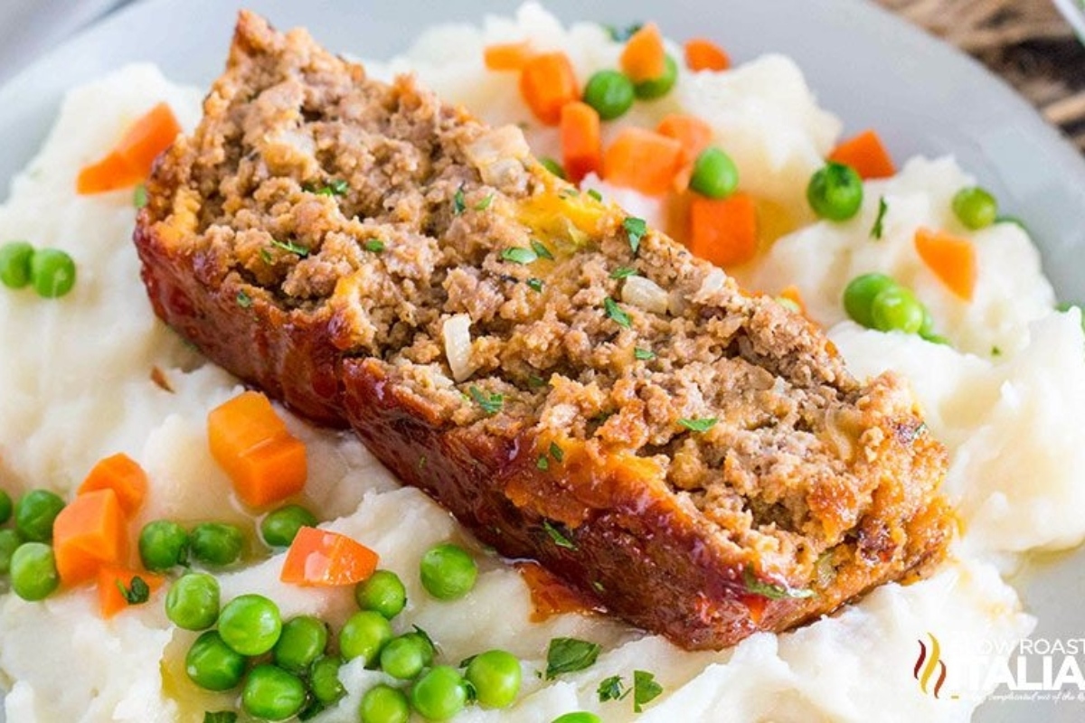 Cracker Barrel Meatloaf Recipe + Video.