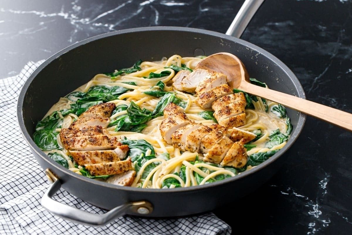 Creamy Chicken Florentine Pasta 1