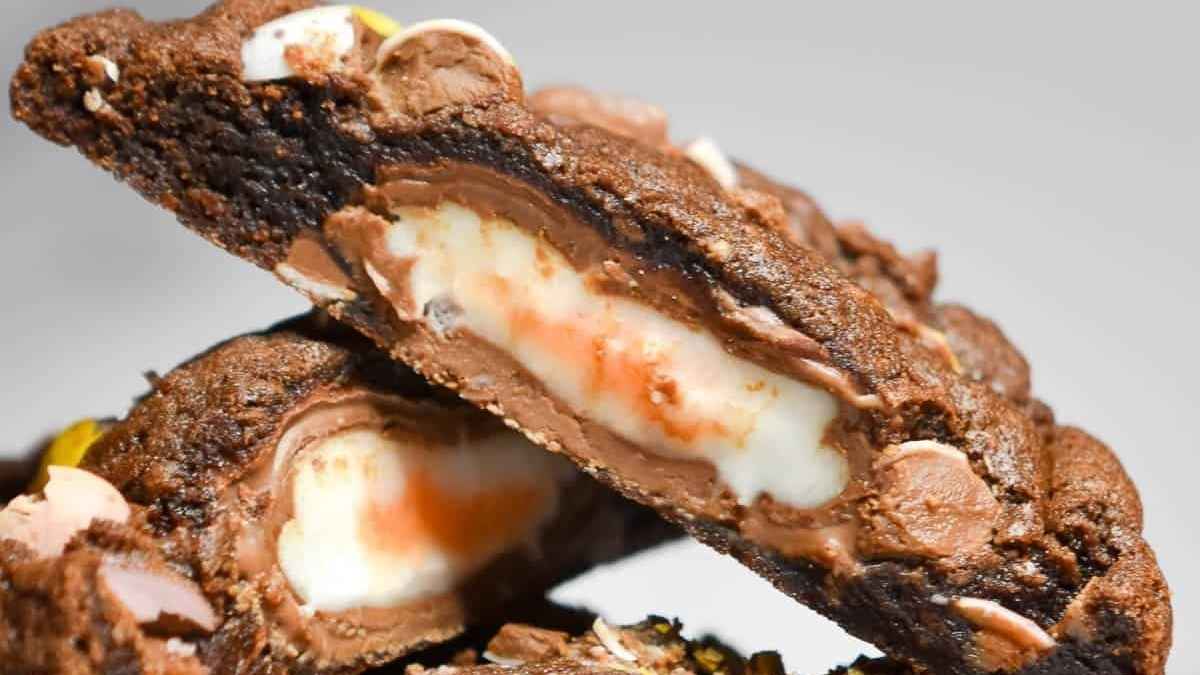Creme Egg Cookies.