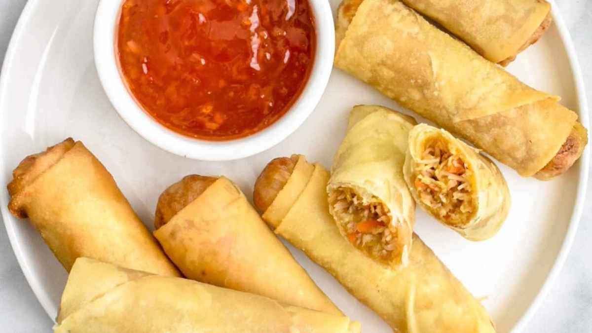 Crispy Vegetable Spring Rolls Recipe.