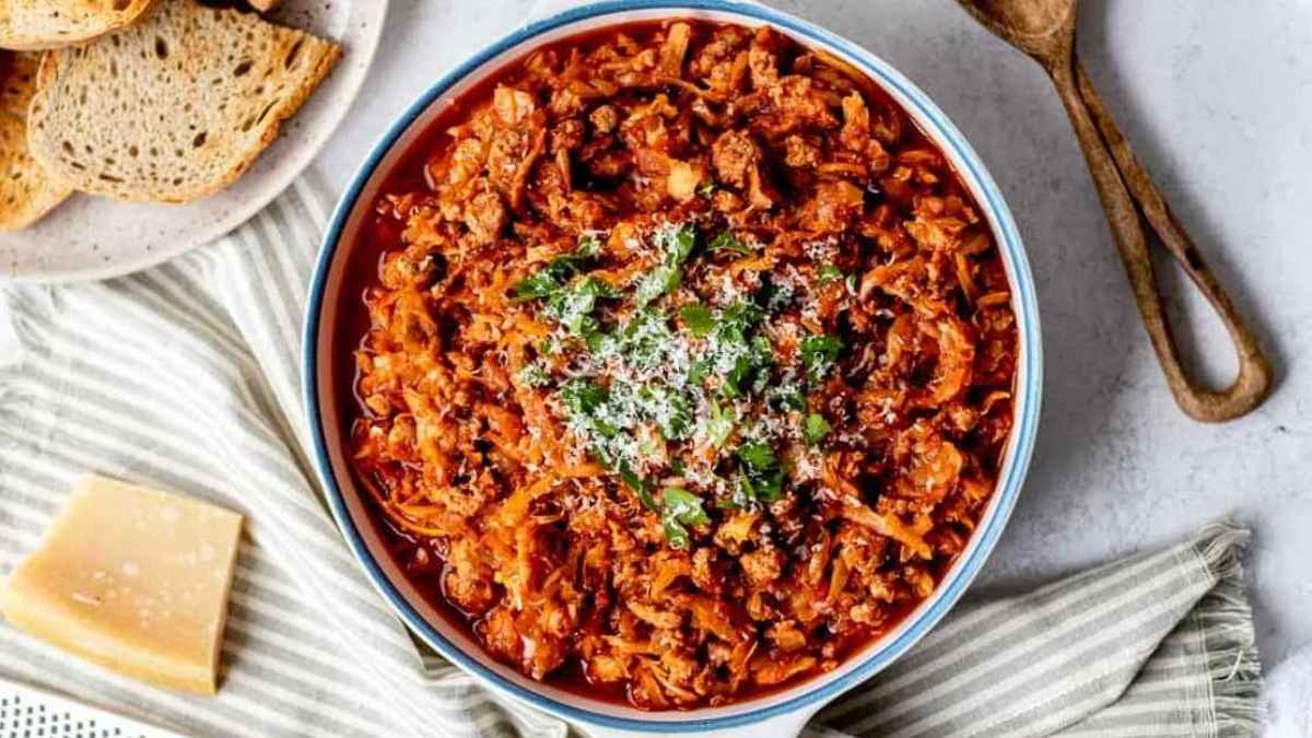 Crockpot Cabbage and Sausage Recipe.