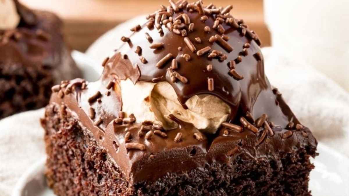 Easy Buckeye Cake. 