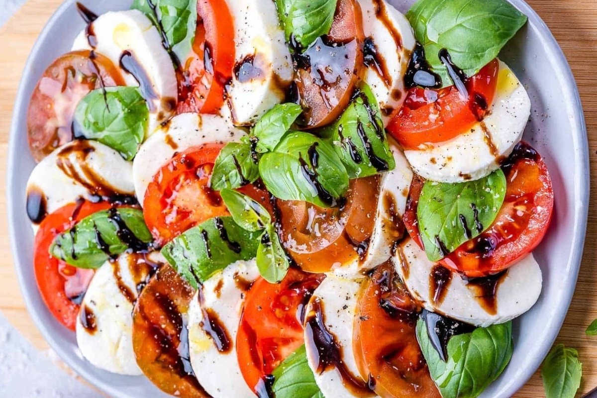 Easy Caprese Salad Recipe