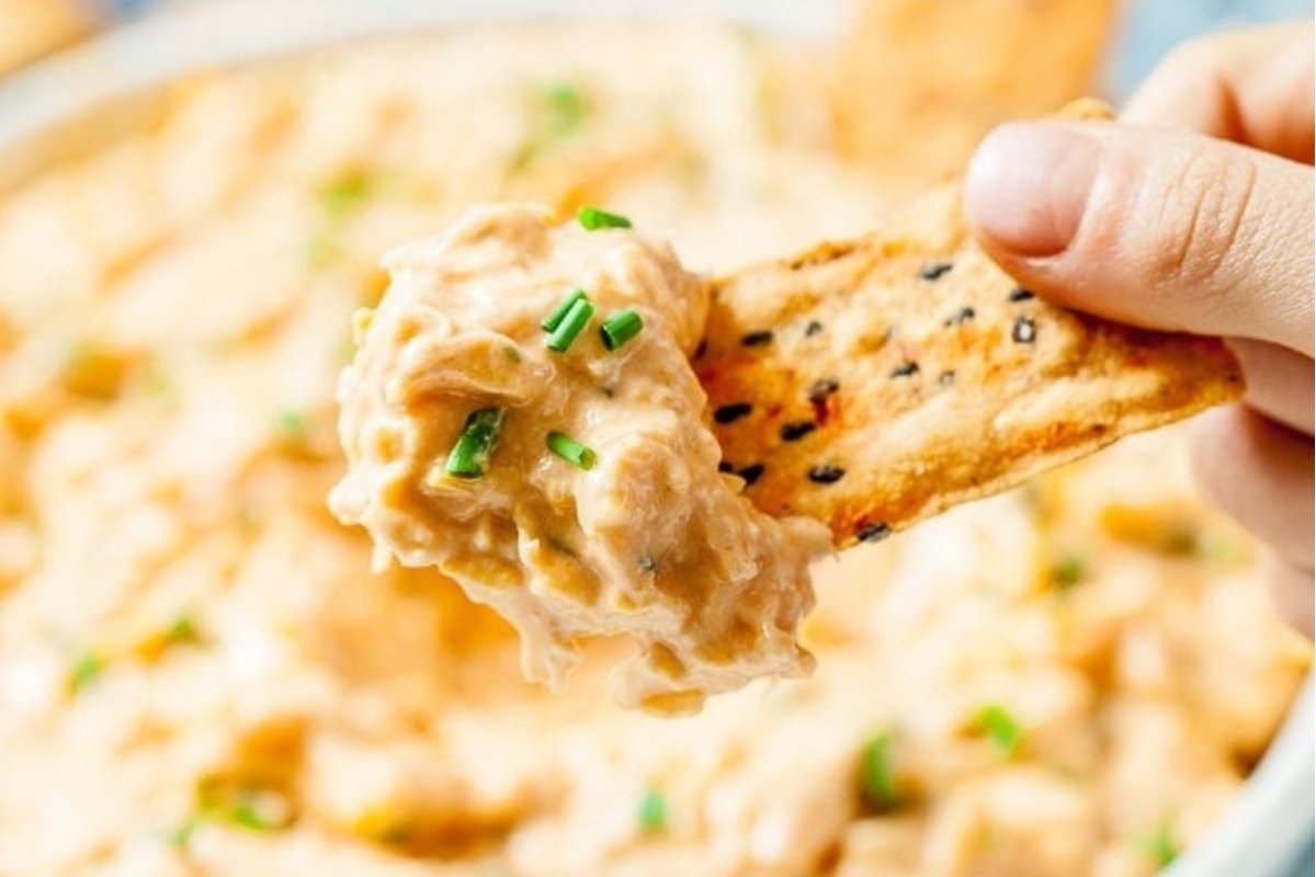 Easy Cheesy Chicken Dip