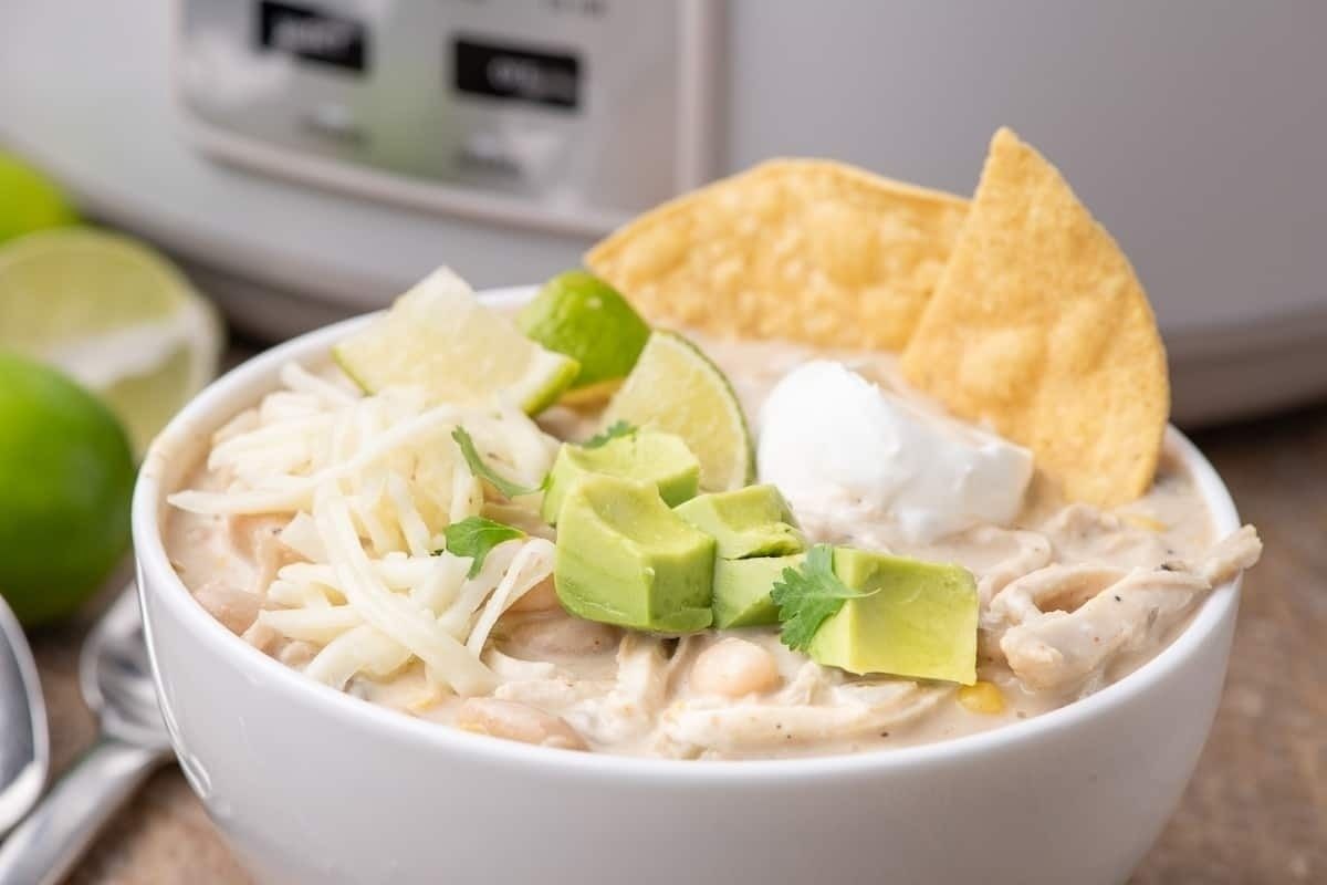 Easy Crockpot White Chicken Chili