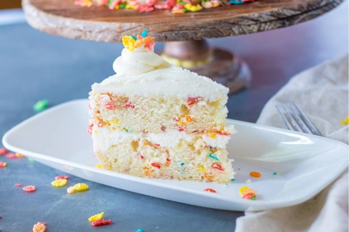 Fruity Pebbles Cake