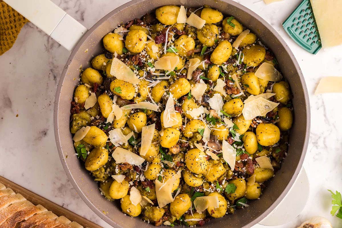 Gnocchi Carbonara. 