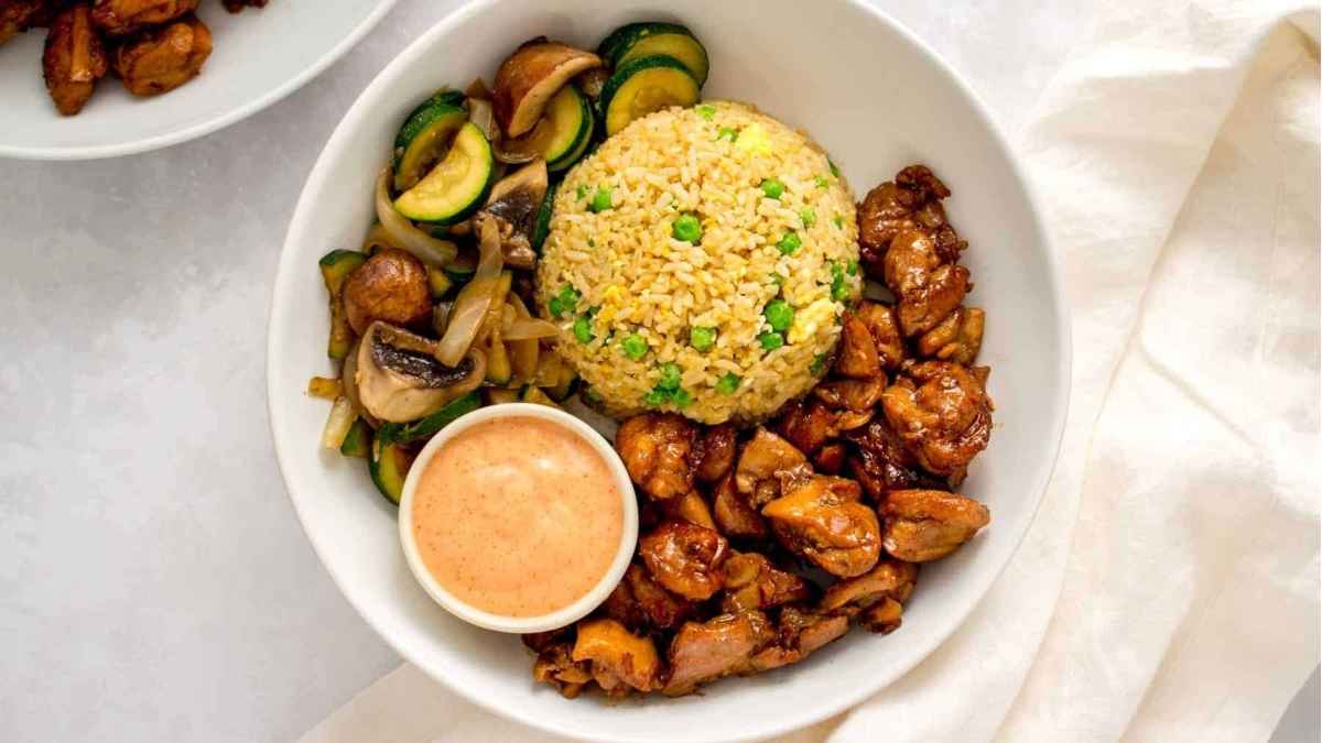 Hibachi Chicken With Fried Rice