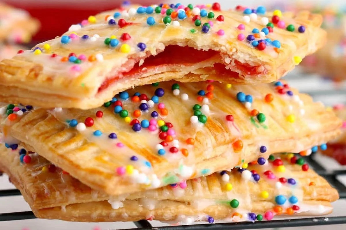 Homemade Strawberry Pop Tarts.