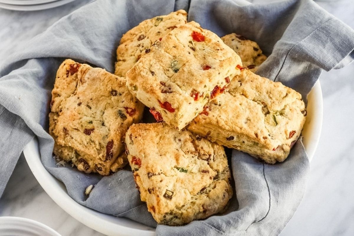 Homemade Biscuits With Cheddar And Bacon