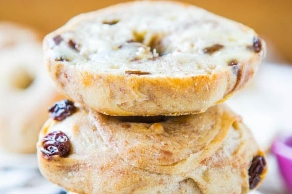 Homemade Cinnamon Raisin Bagels So Easy