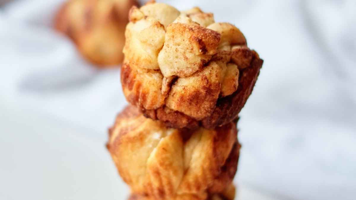 Hot Chocolate Monkey Bread Muffins.