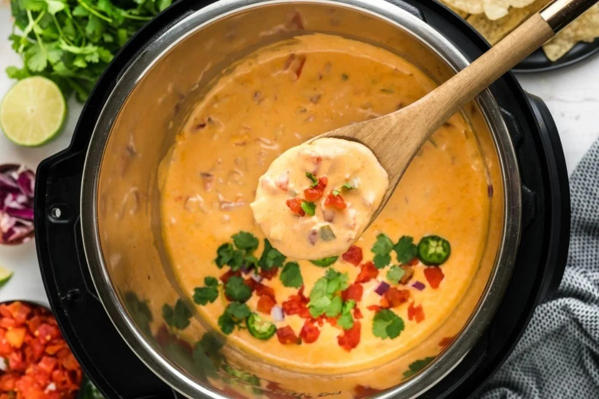 Instant Pot Queso.