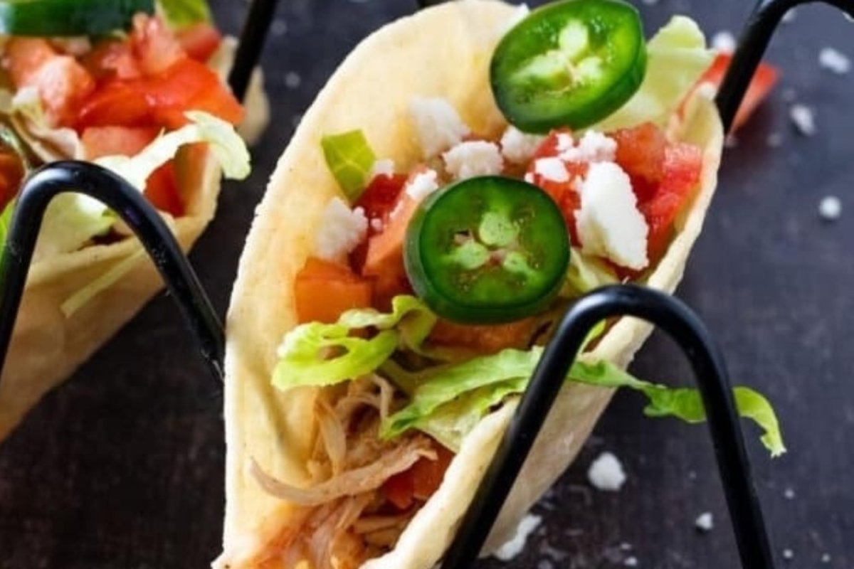 Instant Pot Chicken Tacos