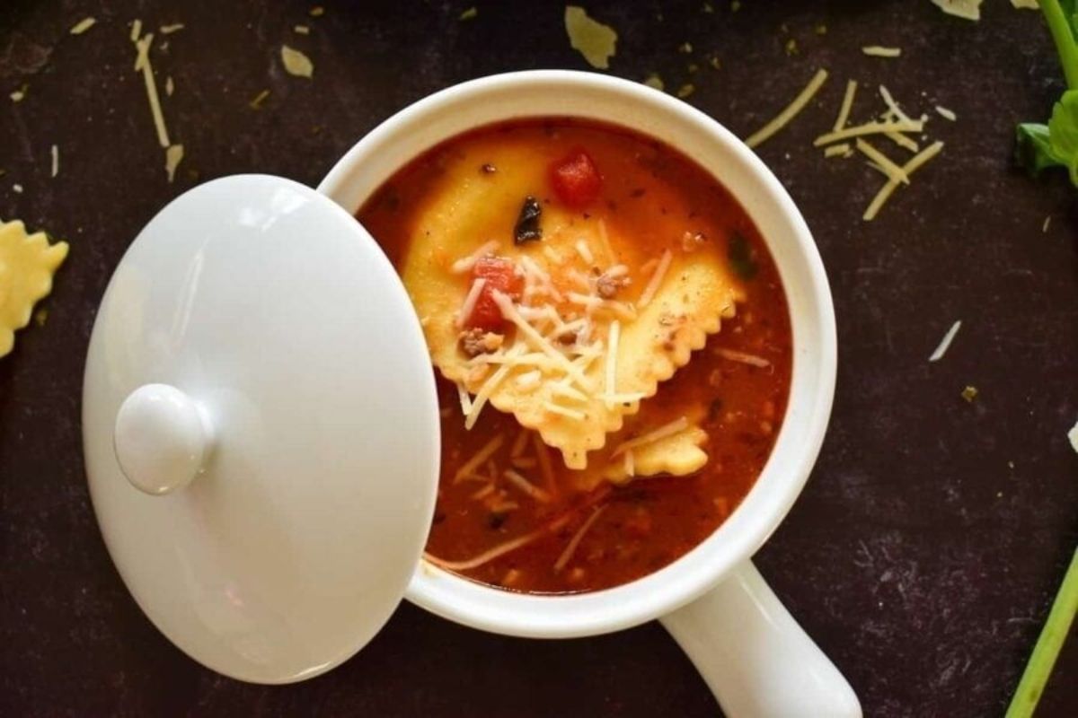 Instant Pot Ravioli Soup