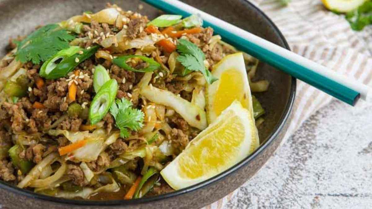 Low Carb Egg Roll In A Bowl.